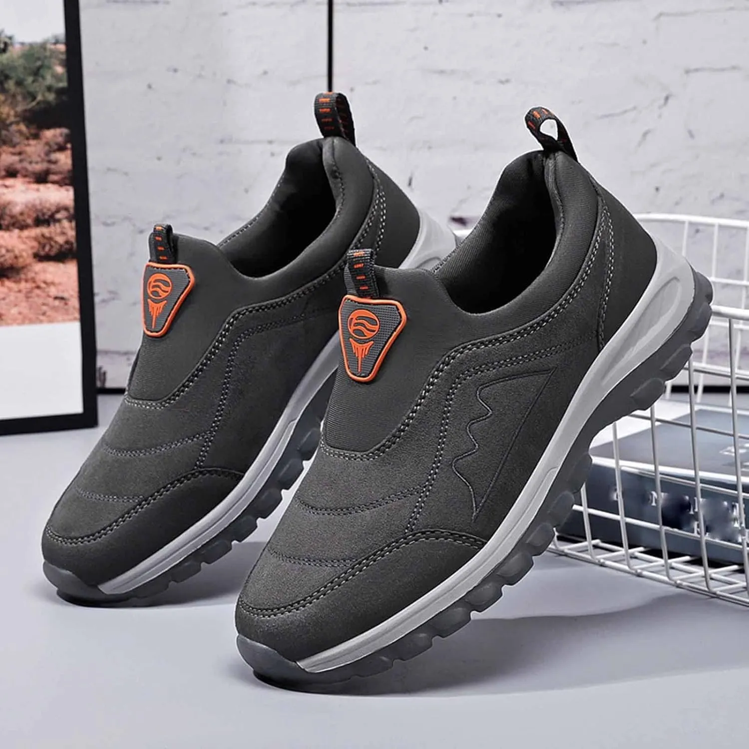 Men's Sneakers Couple Men's and Winter New Warm Elderly Non Slip Slip On Walking Shoes Fashion Lightweight Casual Shoes