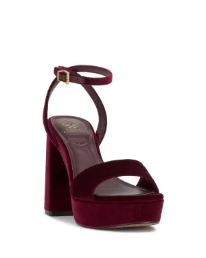 Vince Camuto Women's Pendry Burgundy M